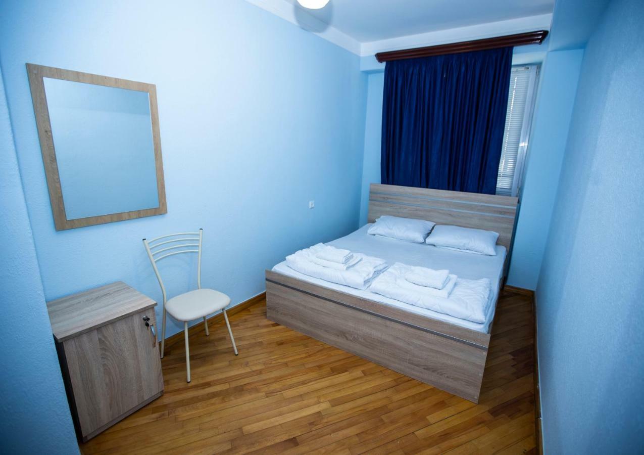 Sweet Sleep Hostel Yerevan Ngoại thất bức ảnh