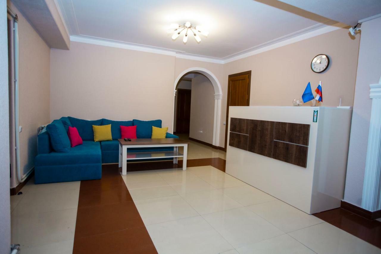 Sweet Sleep Hostel Yerevan Ngoại thất bức ảnh